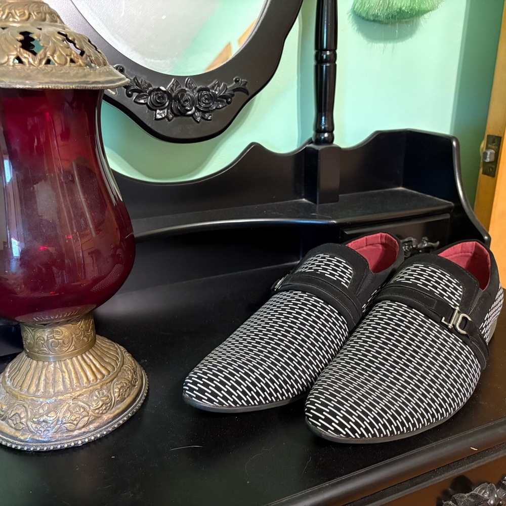 Black and White Men's Dress Shoes